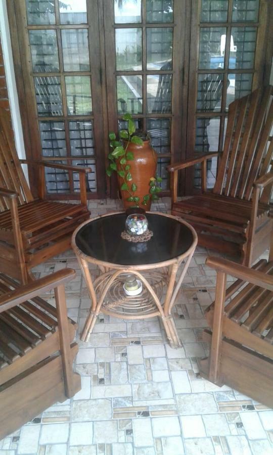 Villa Sea Sprays Hikkaduwa Buitenkant foto